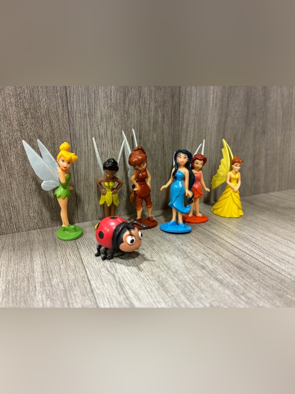 Disney Fairies Pixie Hollow Tinker Bell and Friends 2.5” Tiny PVC Figures